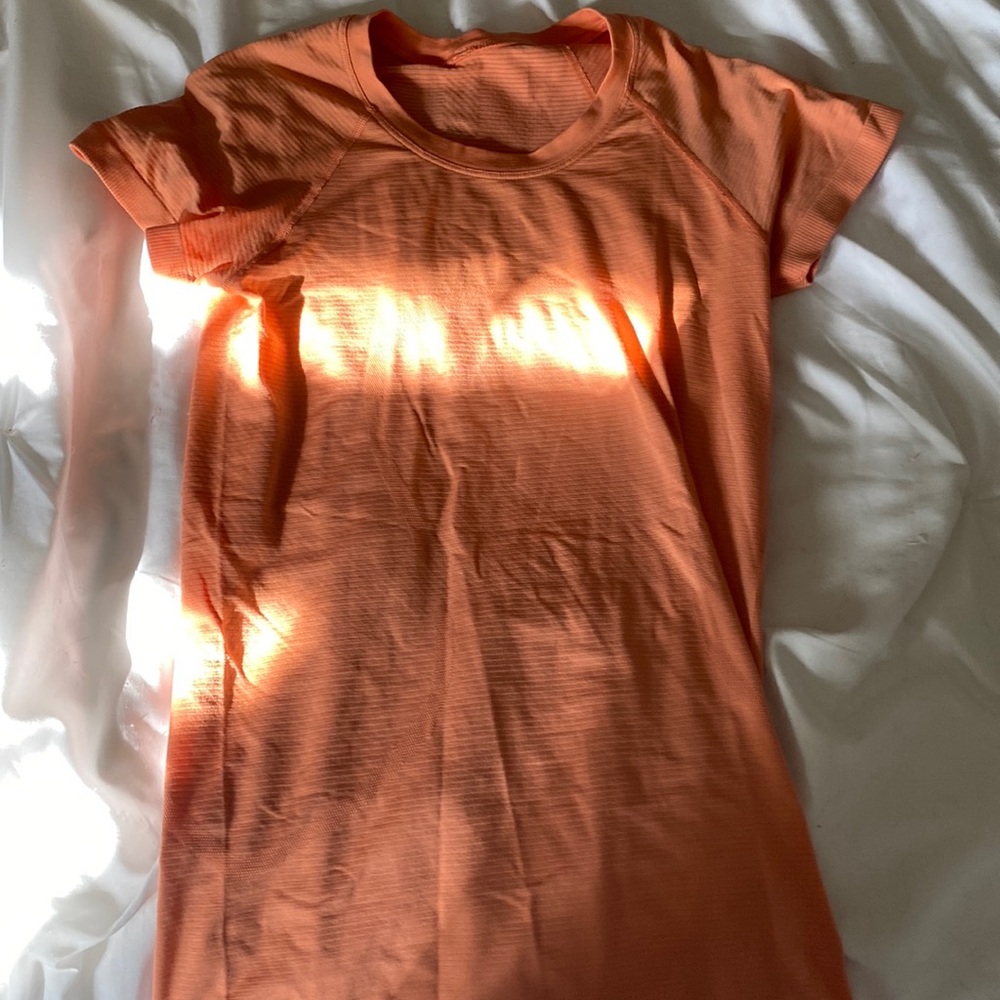 Lululemon swiftly tech size 4